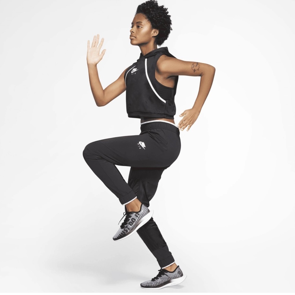 NIKE Air hooded running vest